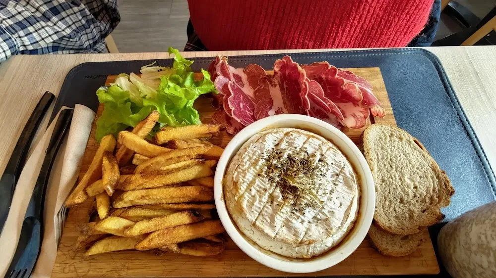 Camenbert Au Four Et Son Accompagnement